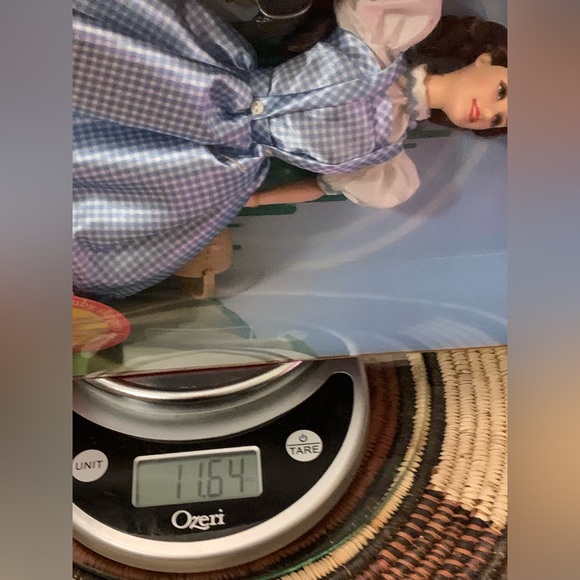 Wizard of Oz ~ Barbie as Dorothy - Picture 7 of 7